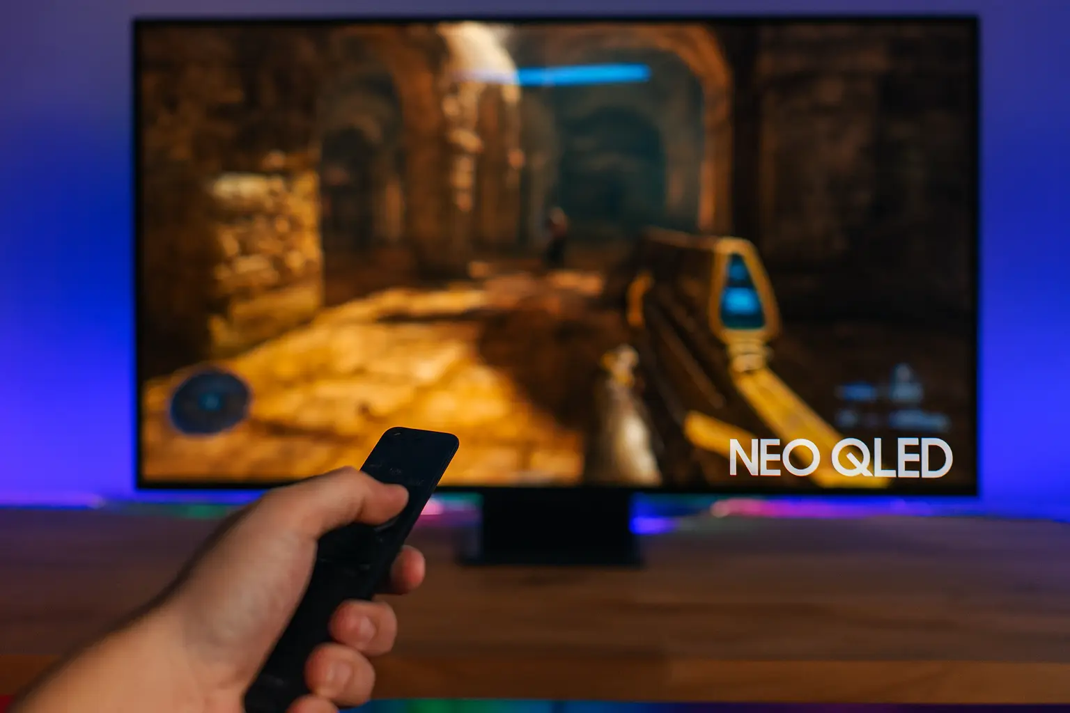 3 TV NEO QLED 65 com inteligência e brilho de sobra
